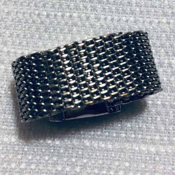 Mesh and rhinestone ring - Picture 4 of 4